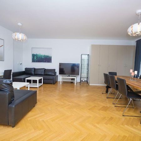 Vienna Hotspot Apartment Bagian luar foto