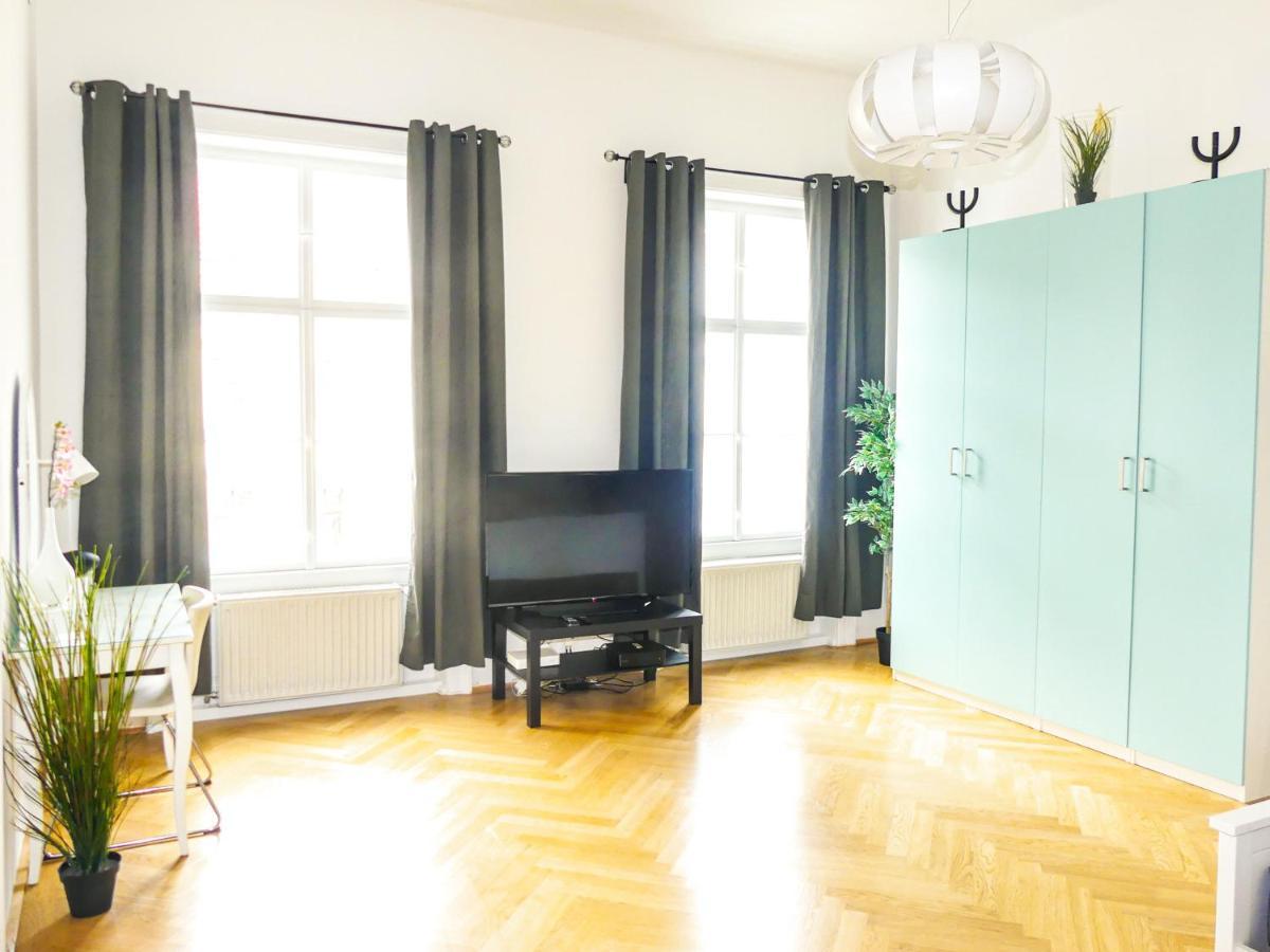 Vienna Hotspot Apartment Bagian luar foto