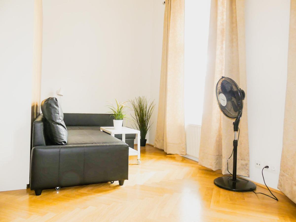 Vienna Hotspot Apartment Bagian luar foto