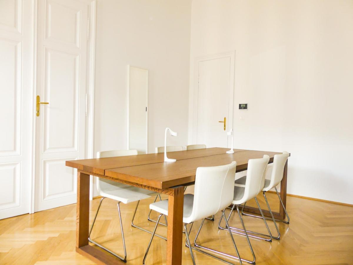 Vienna Hotspot Apartment Bagian luar foto