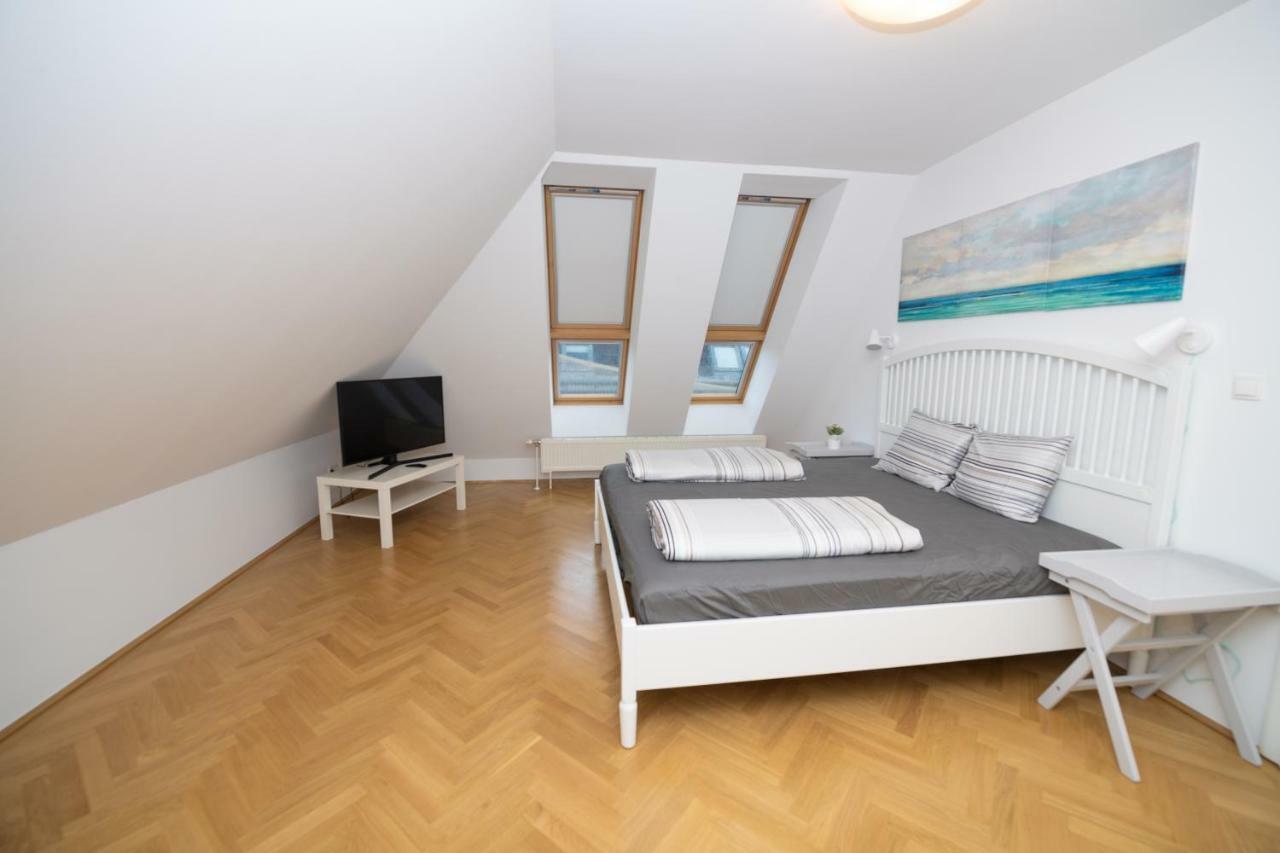 Vienna Hotspot Apartment Bagian luar foto